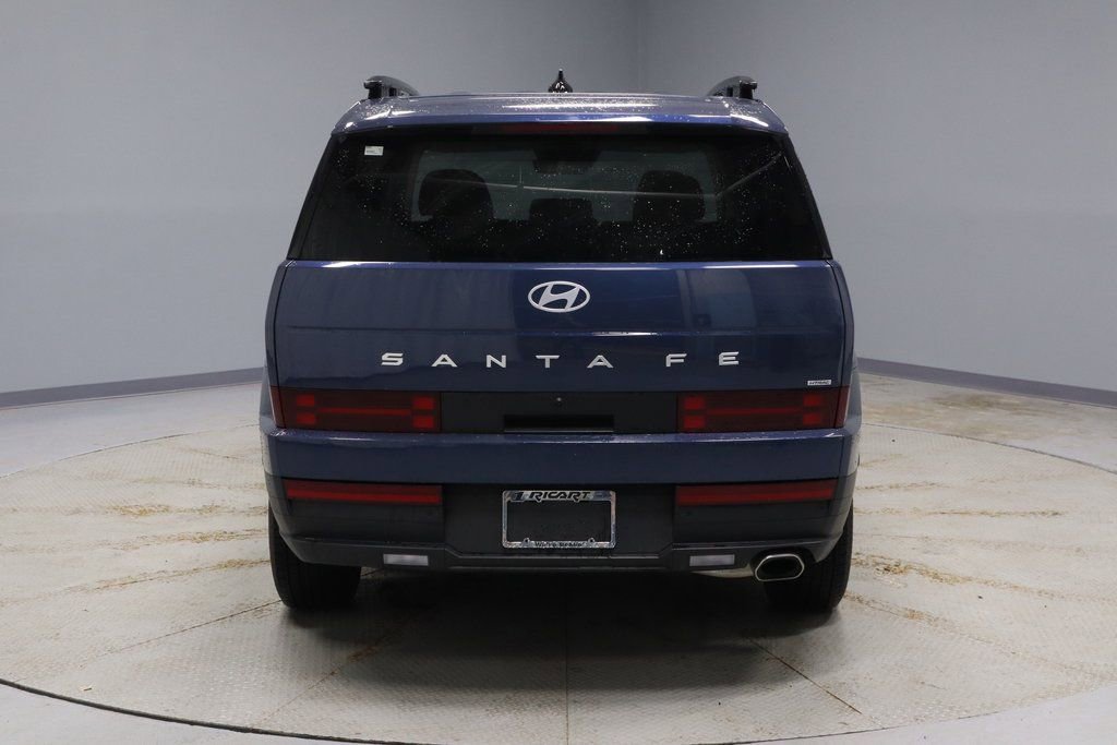 Certified 2025 Hyundai Santa Fe SEL image 9