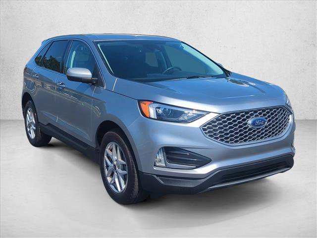 Used 2024 Ford Edge SEL w/ Convenience Package AWD/4WD image 3