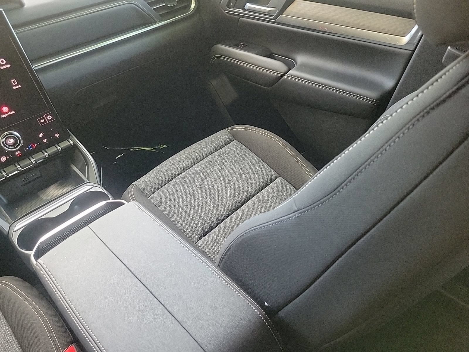 New 2026 GMC Terrain Elevation FWD image 12
