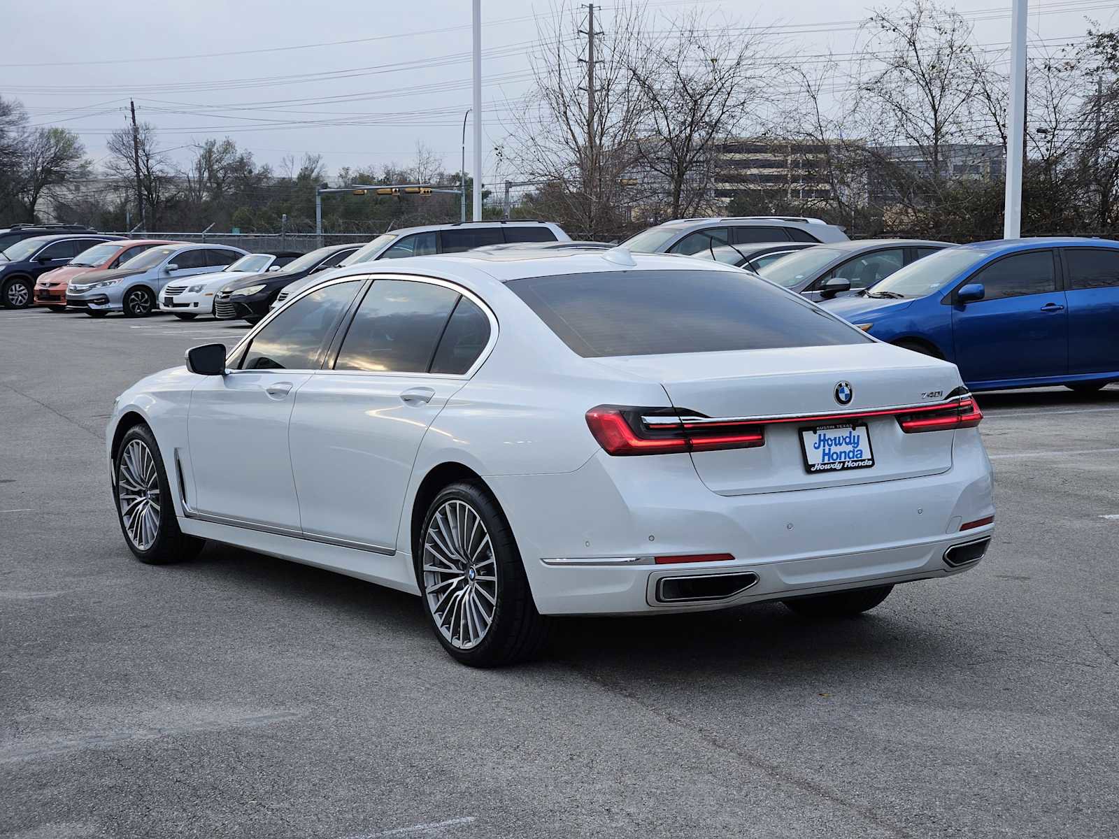 Used 2020 BMW 740i w/ Premium Package image 5