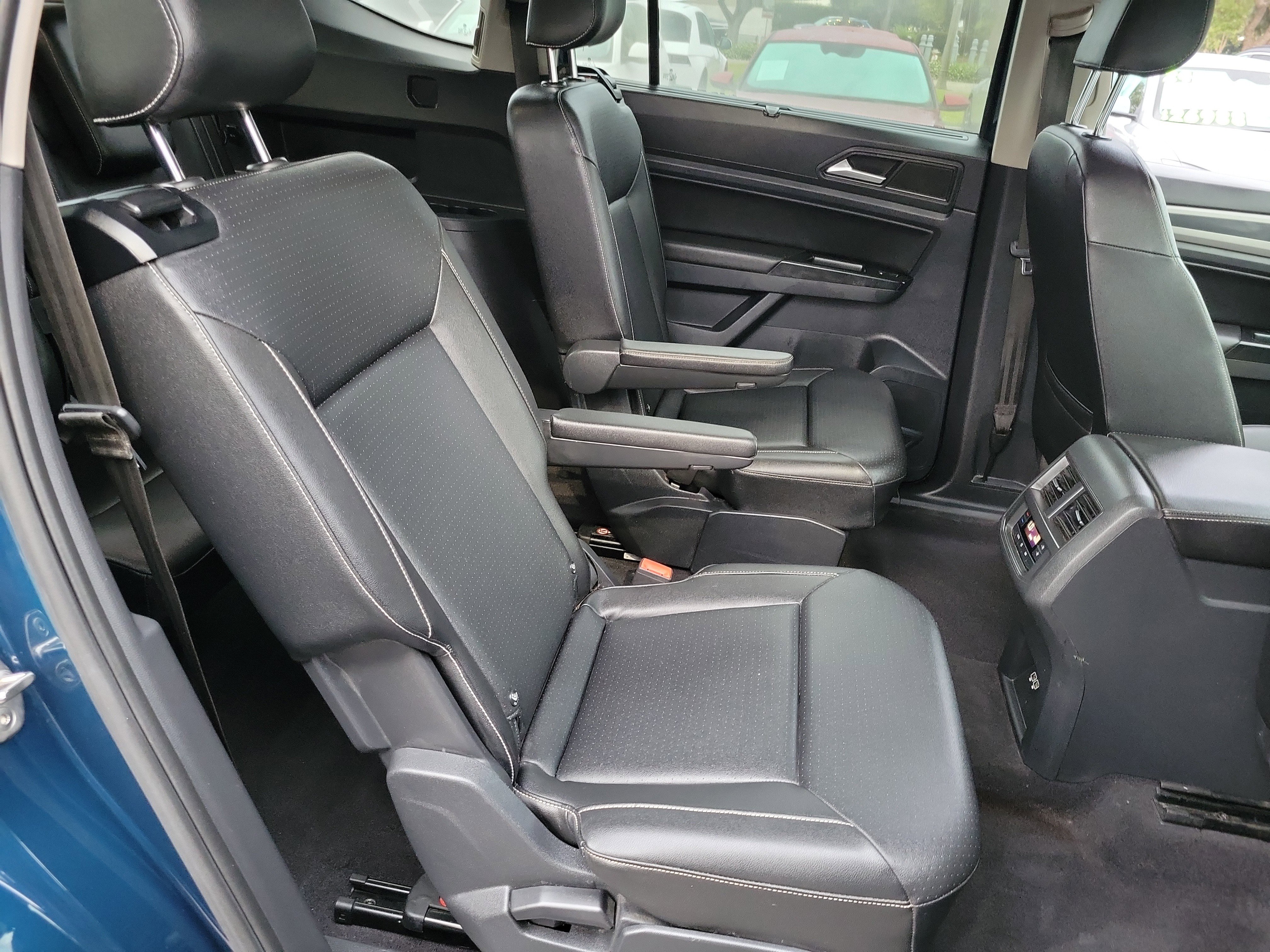 Used 2021 Volkswagen Atlas SE FWD image 20