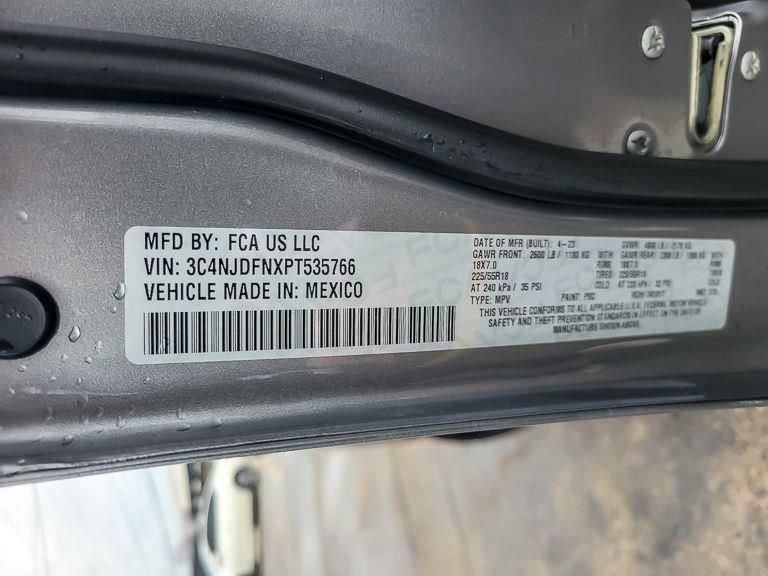 Used 2023 Jeep Compass Latitude image 26