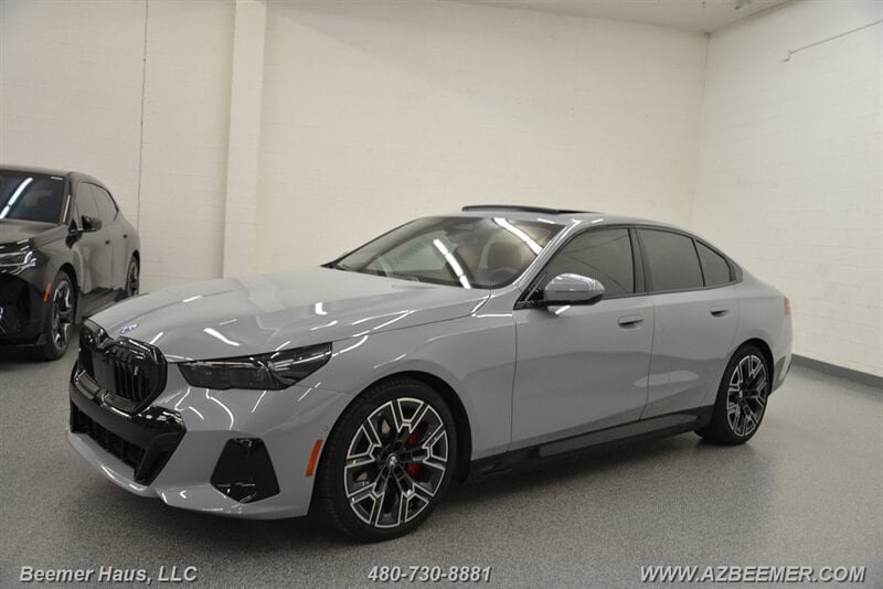 Used 2026 BMW i5 eDrive40 RWD image 3