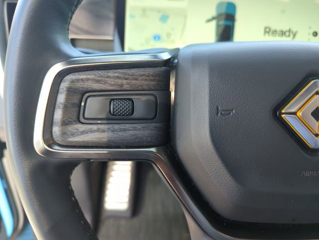 Used 2023 Rivian R1T Adventure image 28
