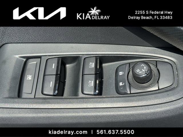 Used 2024 Subaru Crosstrek 2.0i Premium image 17