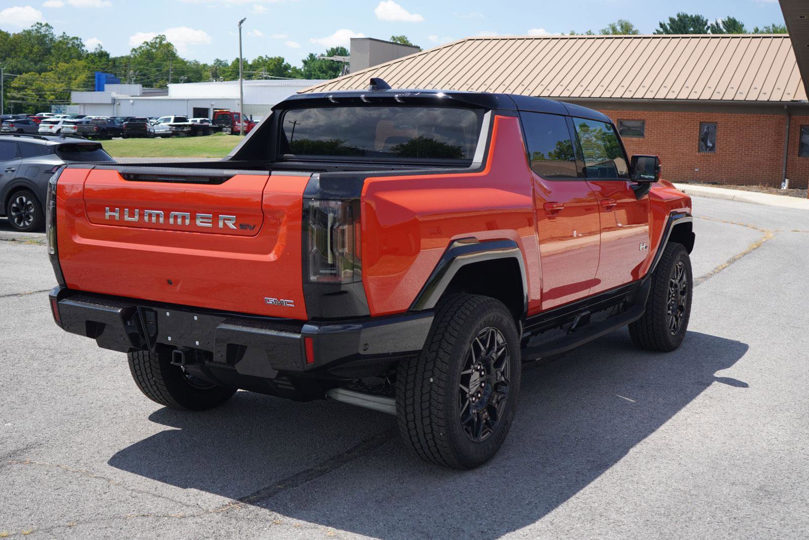 New 2025 GMC Hummer EV 2X w/ LPO, Dark Essentials Package image 3