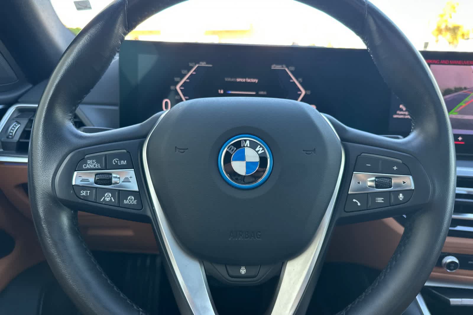 Used 2022 BMW i4 eDrive40 RWD image 24