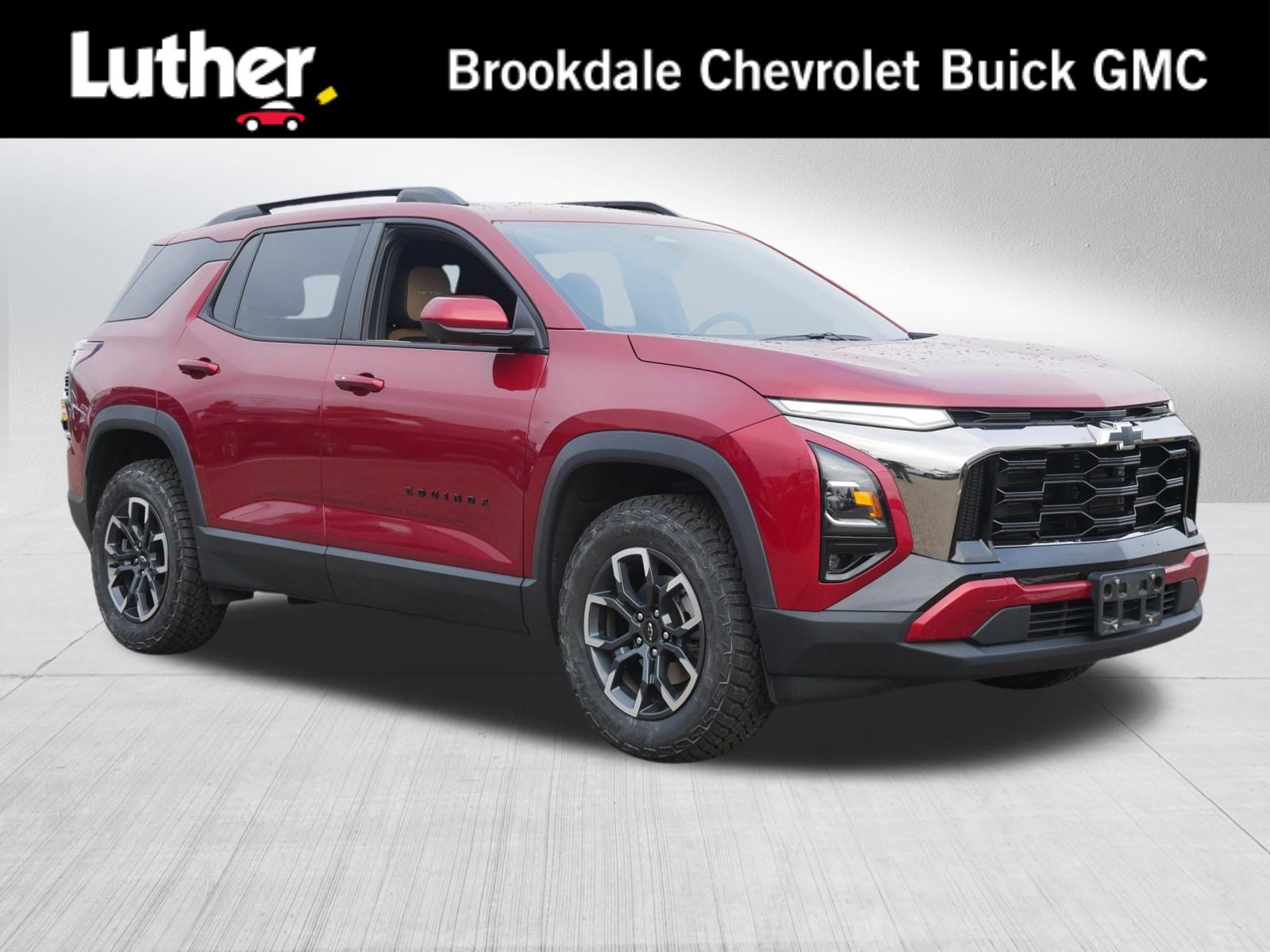 Used 2025 Chevrolet Equinox ACTIV w/ Safety and Technology Package AWD/4WD image 1