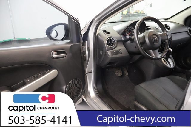 Used 2014 MAZDA MAZDA2 Sport FWD image 10