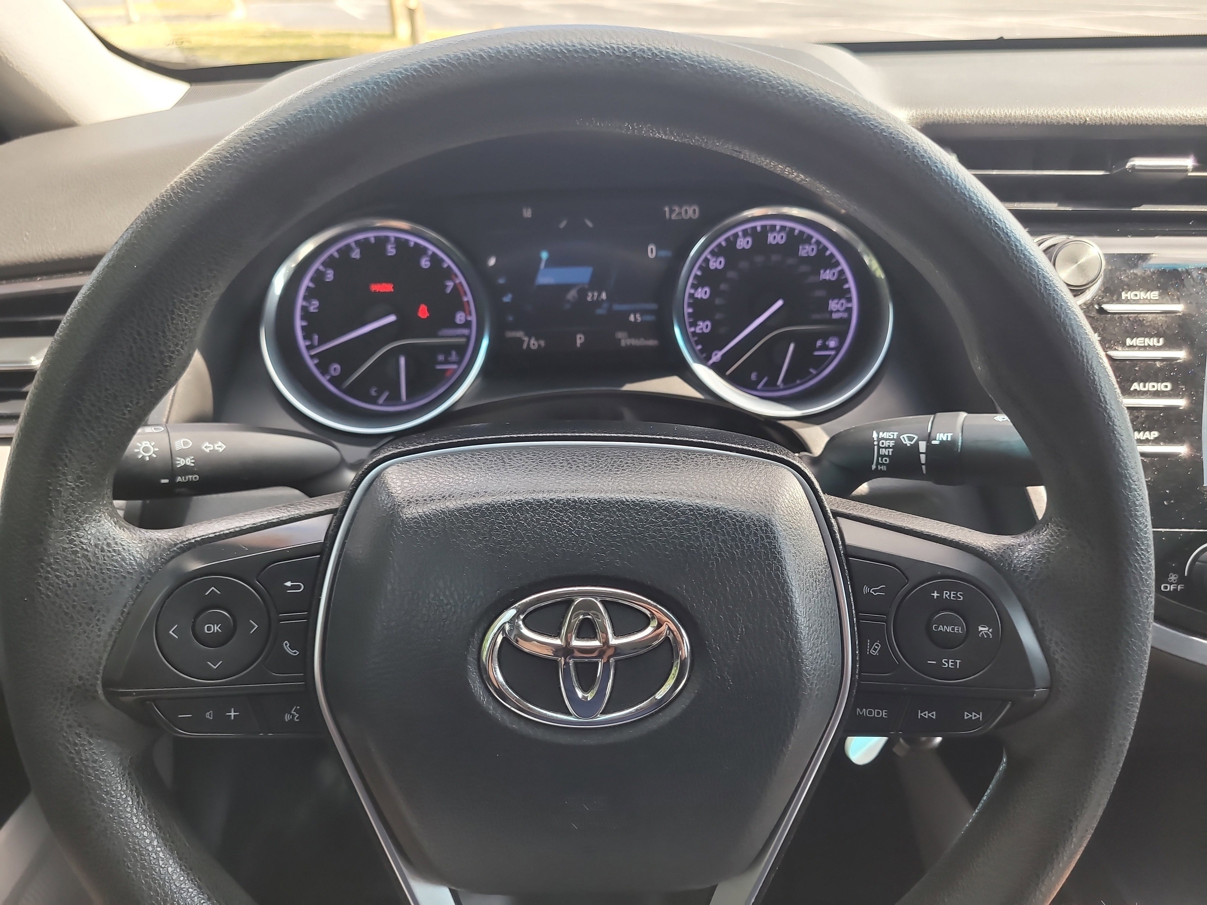 Used 2020 Toyota Camry LE image 25