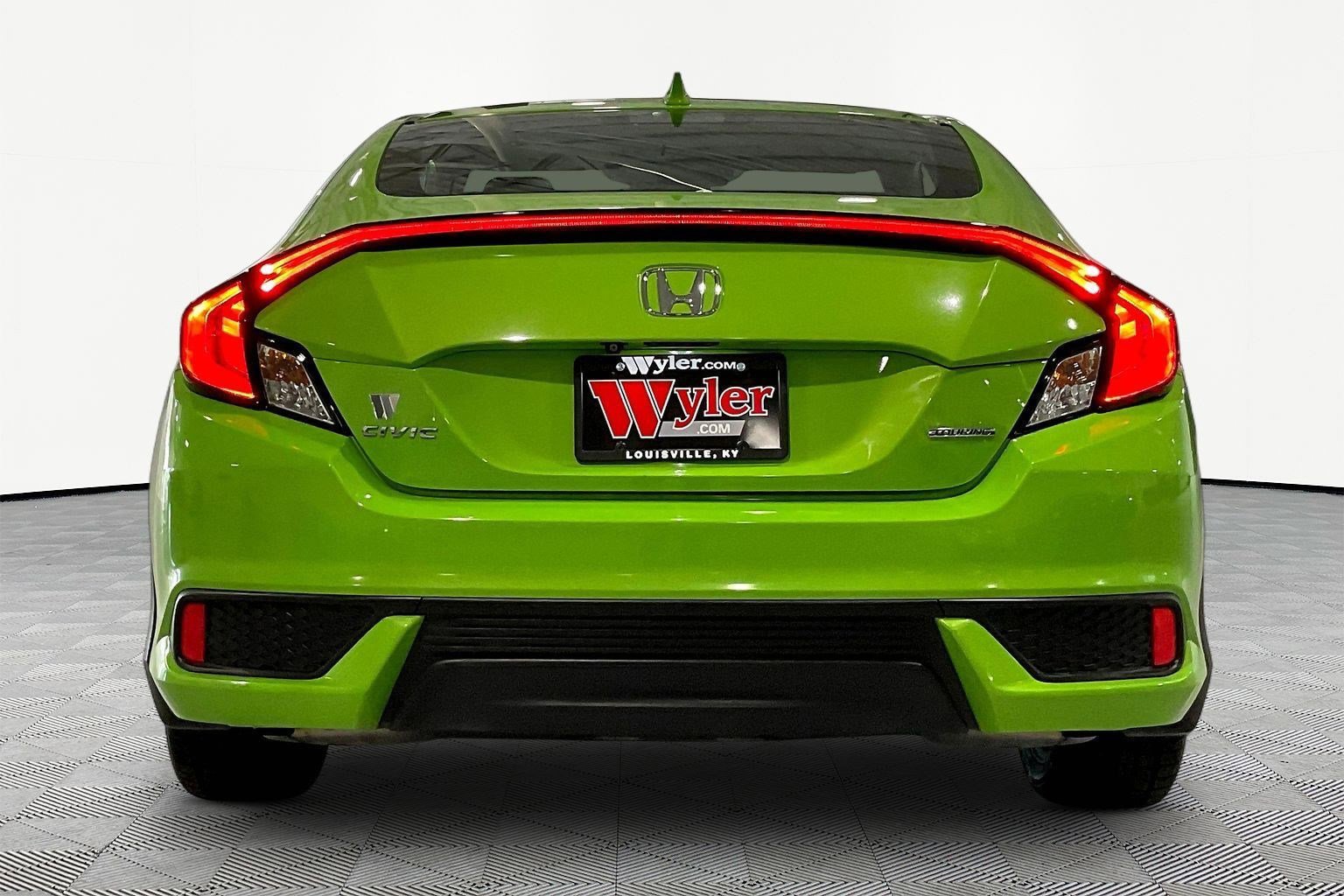Used 2017 Honda Civic Touring image 5