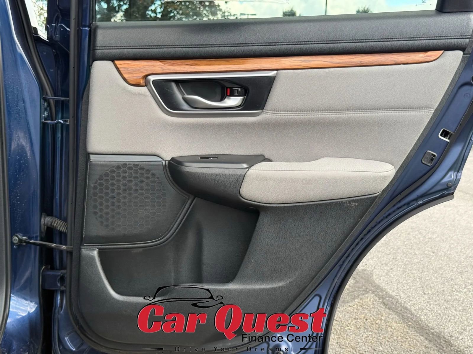 Used 2017 Honda CR-V EX image 16