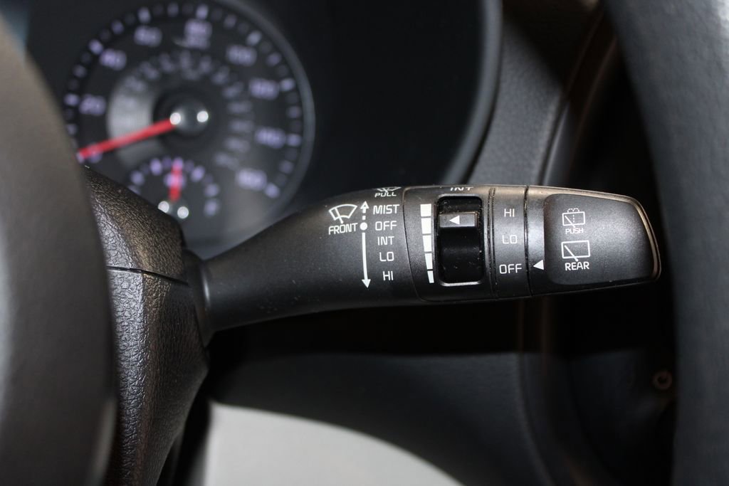 Used 2020 Kia Soul LX image 34