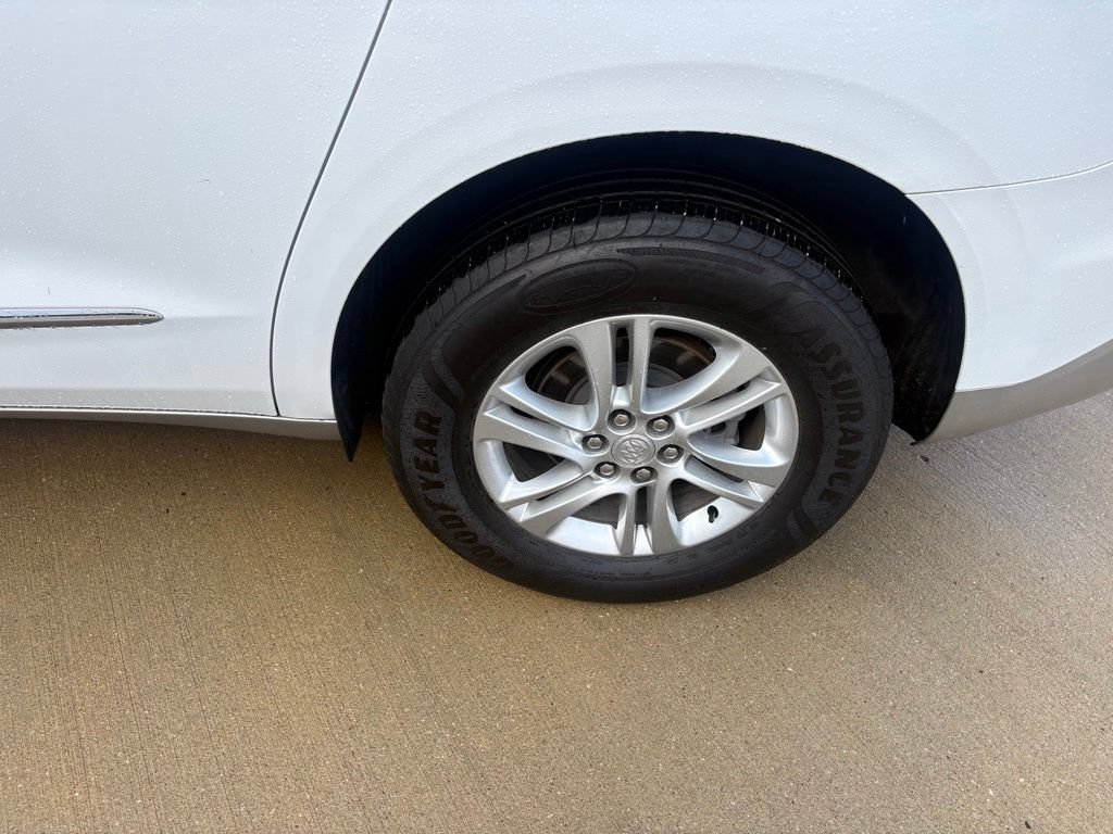 Used 2021 Buick Enclave Essence FWD image 22