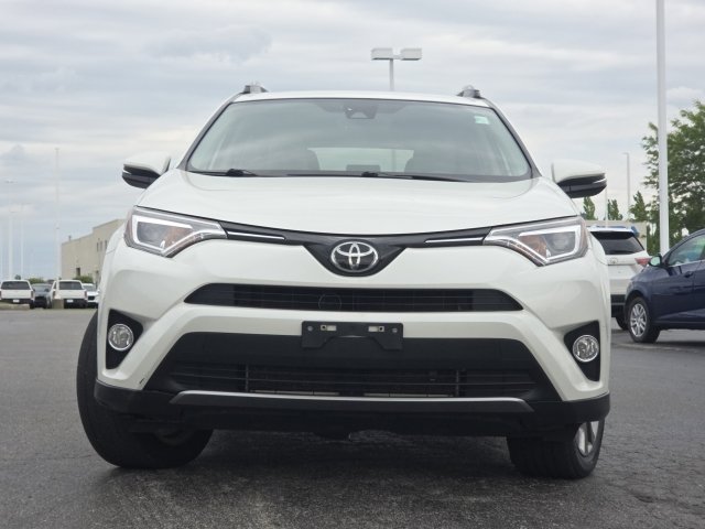 Used 2018 Toyota RAV4 Limited w/ All Weather Liner Package AWD/4WD image 10