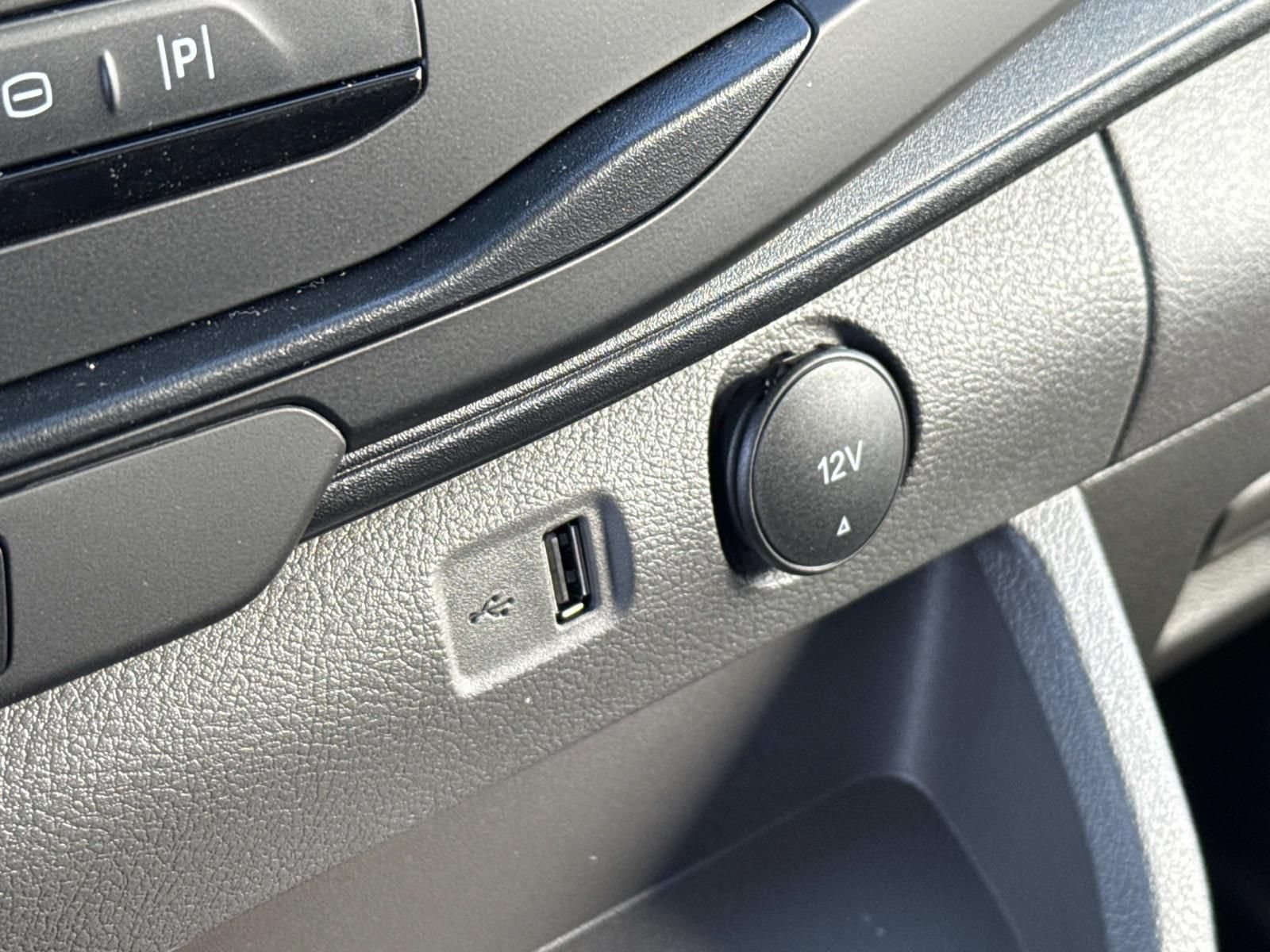 New 2026 Ford Transit 250 148 Medium Roof Extended AWD w/ Load Area Protection Package image 17