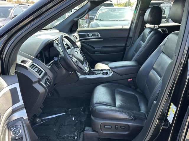 Used 2015 Ford Explorer XLT w/ Equipment Group 202B image 16