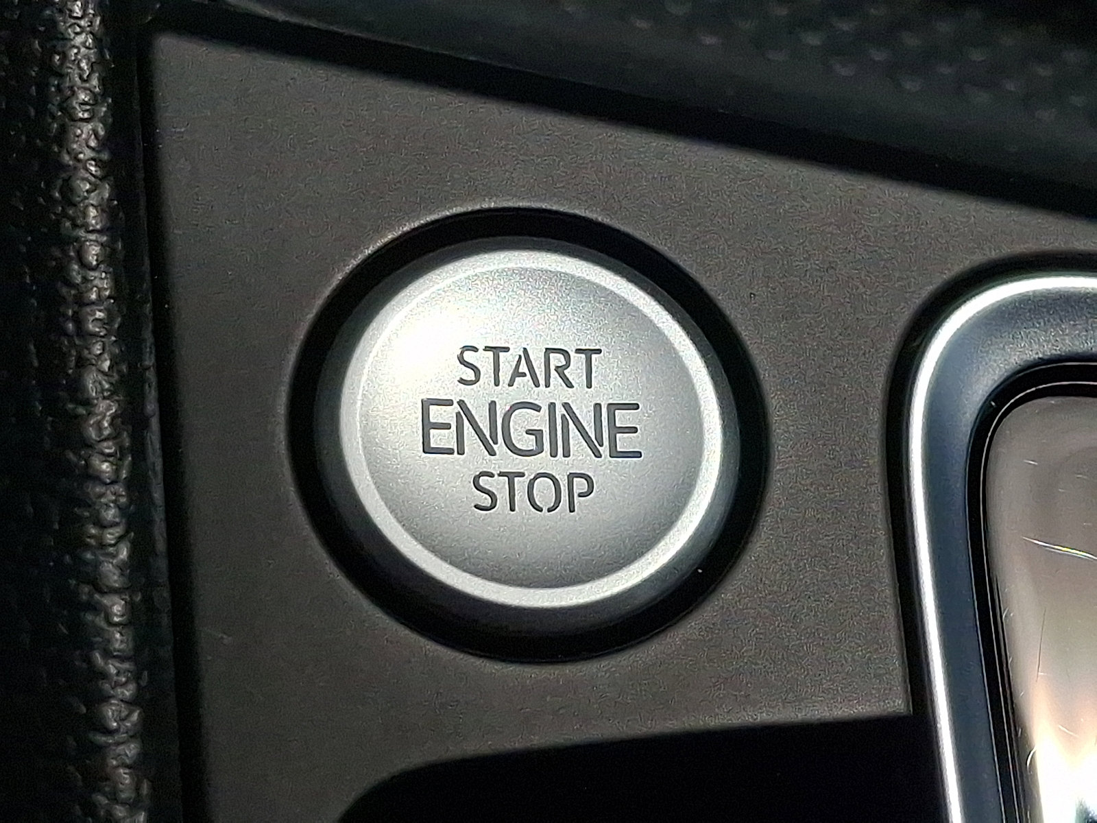 Used 2021 Volkswagen Jetta SE FWD image 22