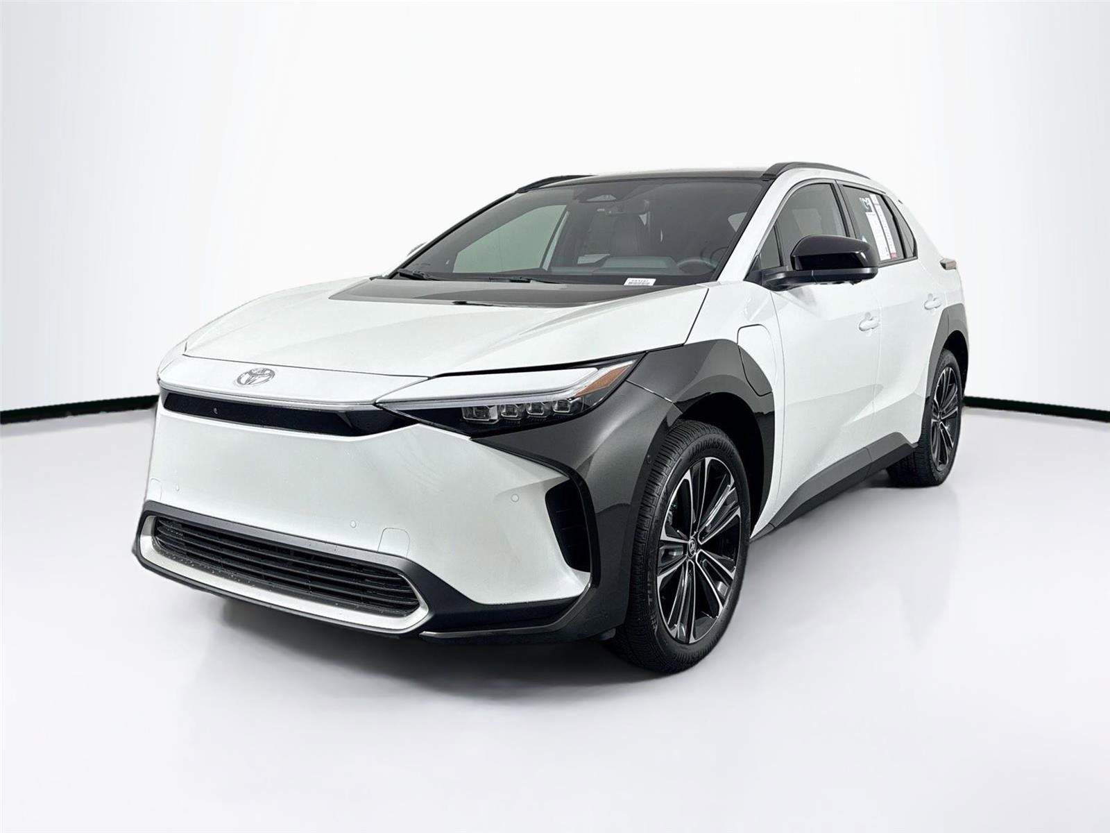 New 2025 Toyota bZ4X AWD video 2