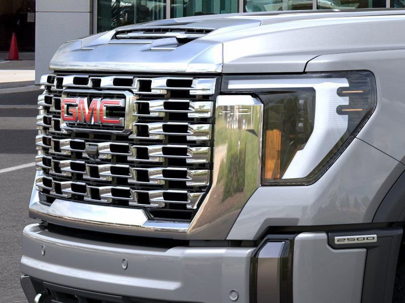 New 2025 GMC Sierra 2500 Denali w/ Denali Reserve Package image 13