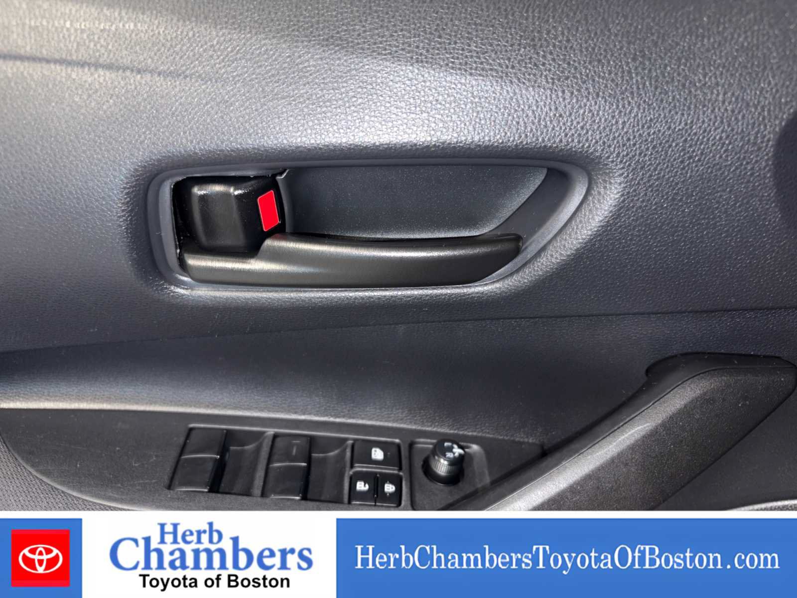 Used 2024 Toyota Corolla LE FWD image 15