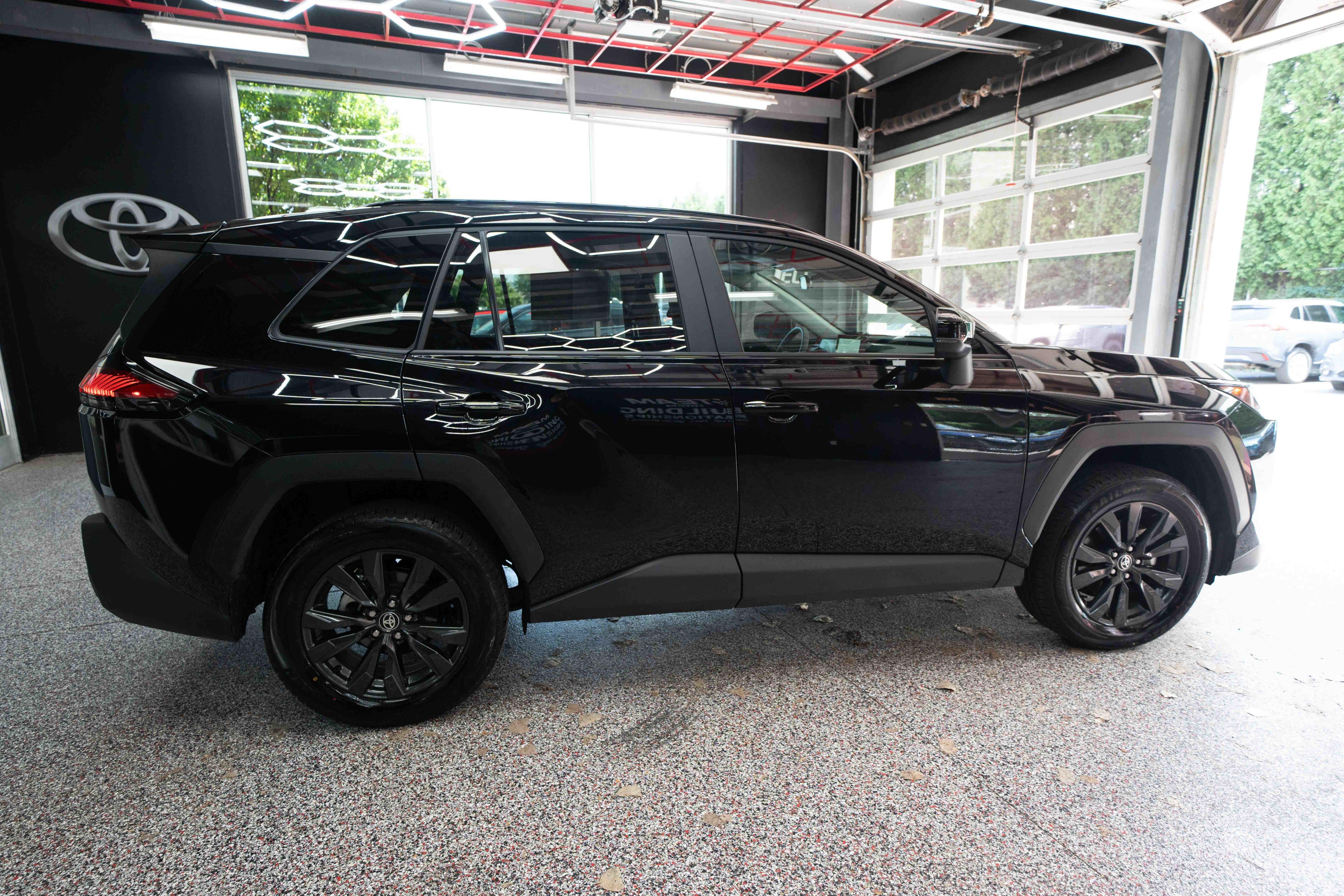 Used 2026 Toyota RAV4 XLE Premium AWD/4WD image 4