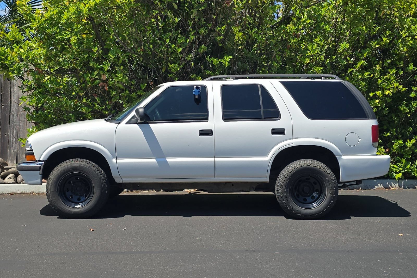 Used 2001 Chevrolet Blazer LS w/ Driver Convenience Pkg AWD/4WD image 7