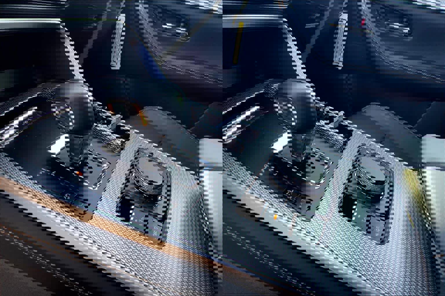 Used 2025 MAZDA CX-90 3.3 Turbo S w/ Premium Package image 16