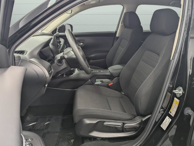 Used 2025 Honda HR-V LX image 12