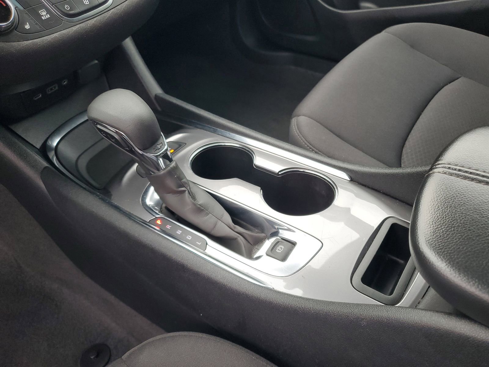 Used 2024 Chevrolet Malibu LT image 19