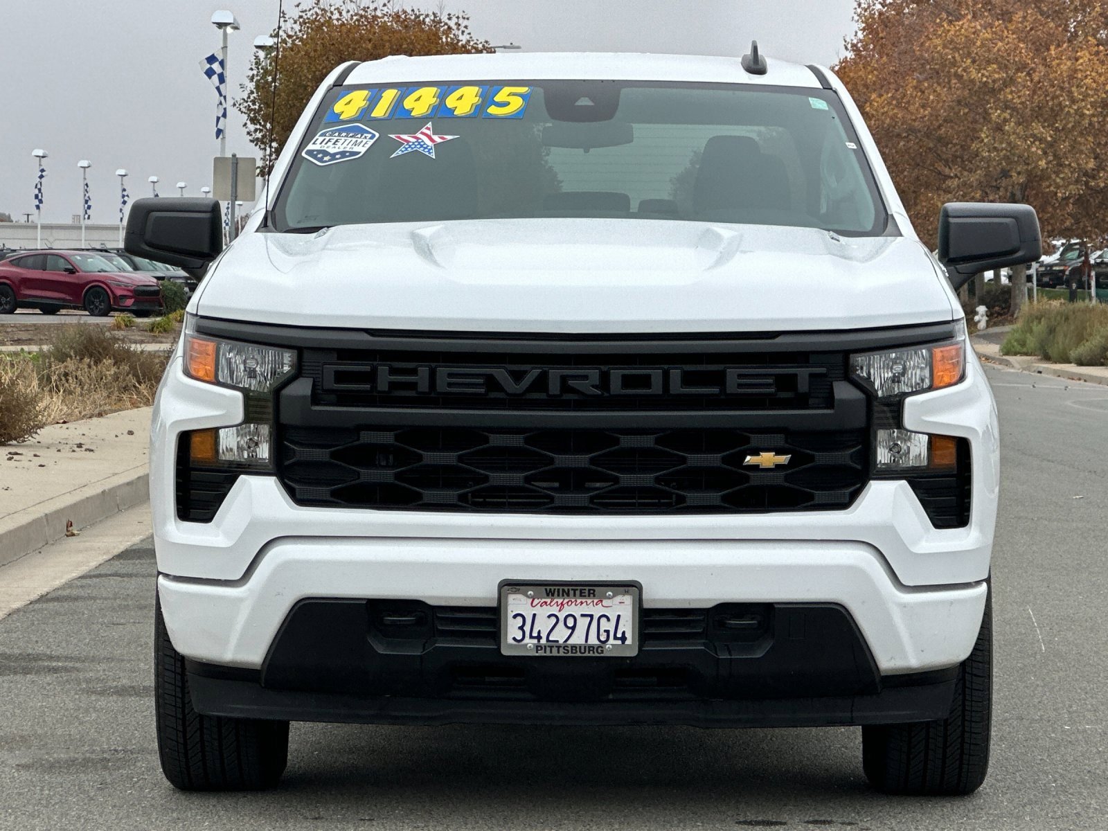 Used 2025 Chevrolet Silverado 1500 Custom image 9