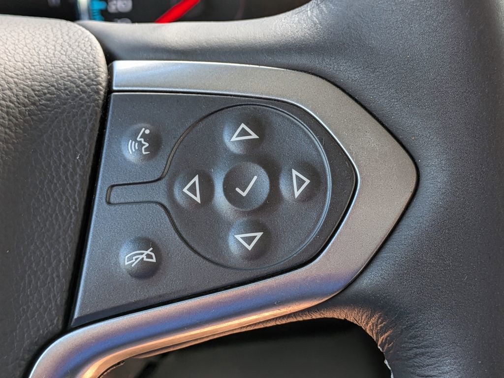 Used 2017 Chevrolet Suburban Premier image 32