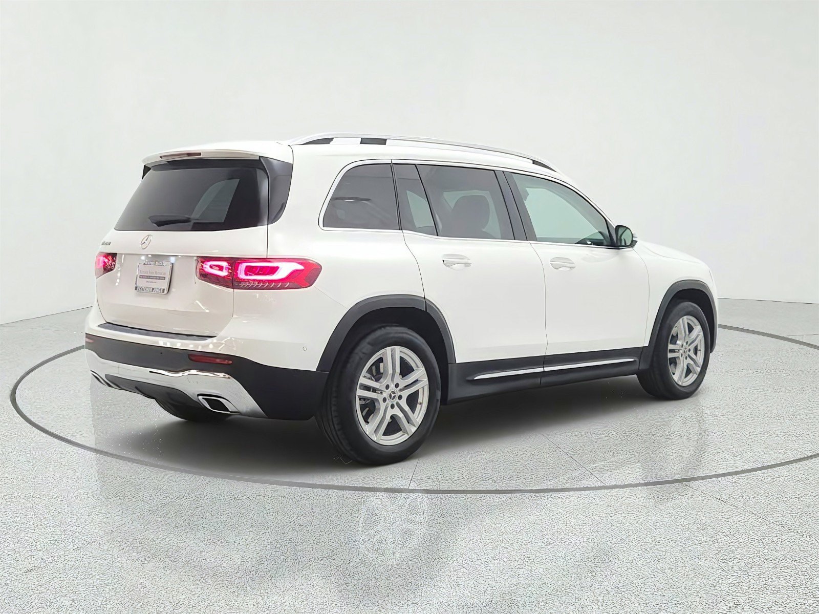 Used 2023 Mercedes-Benz GLB 250 image 5