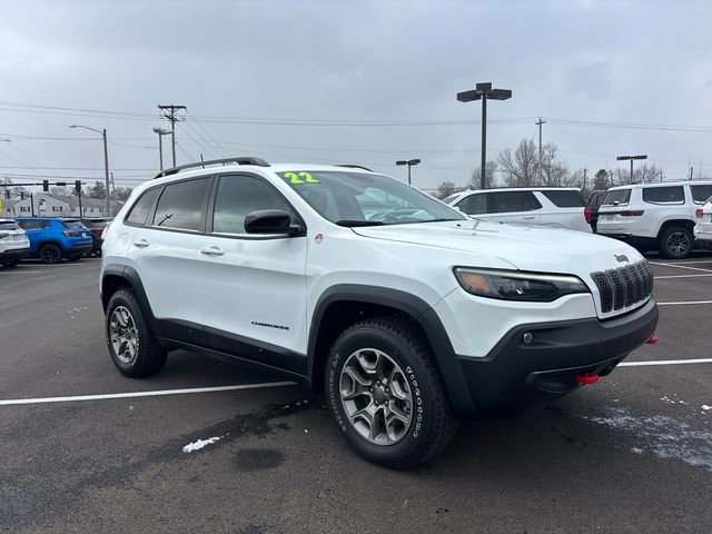 Used 2022 Jeep Cherokee Trailhawk image 2