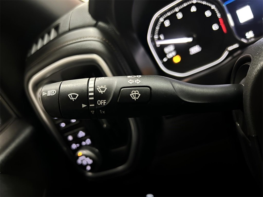 Used 2019 GMC Sierra 1500 AT4 w/ Technology Package image 13