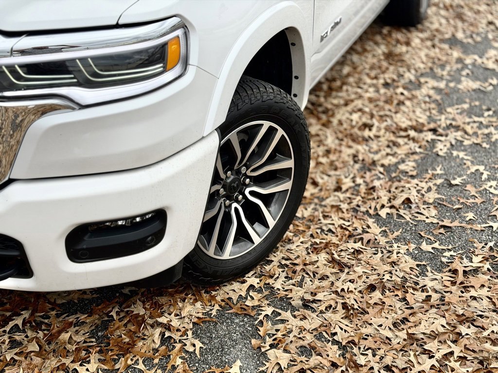 Used 2025 RAM 1500 Limited w/ Off Road Group image 5