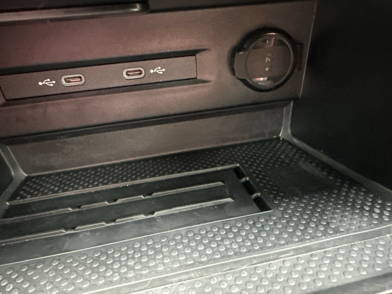 Certified 2025 Volkswagen Taos SE AWD/4WD image 65