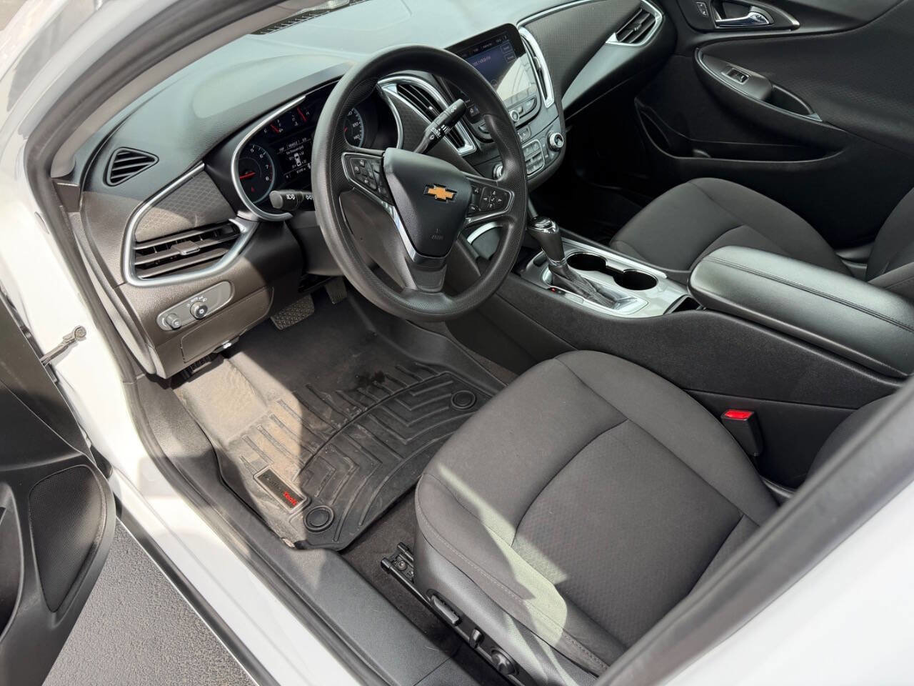 Used 2020 Chevrolet Malibu LT image 7