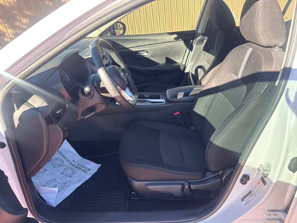 Used 2024 Nissan Sentra SV w/ All-Weather Package image 11