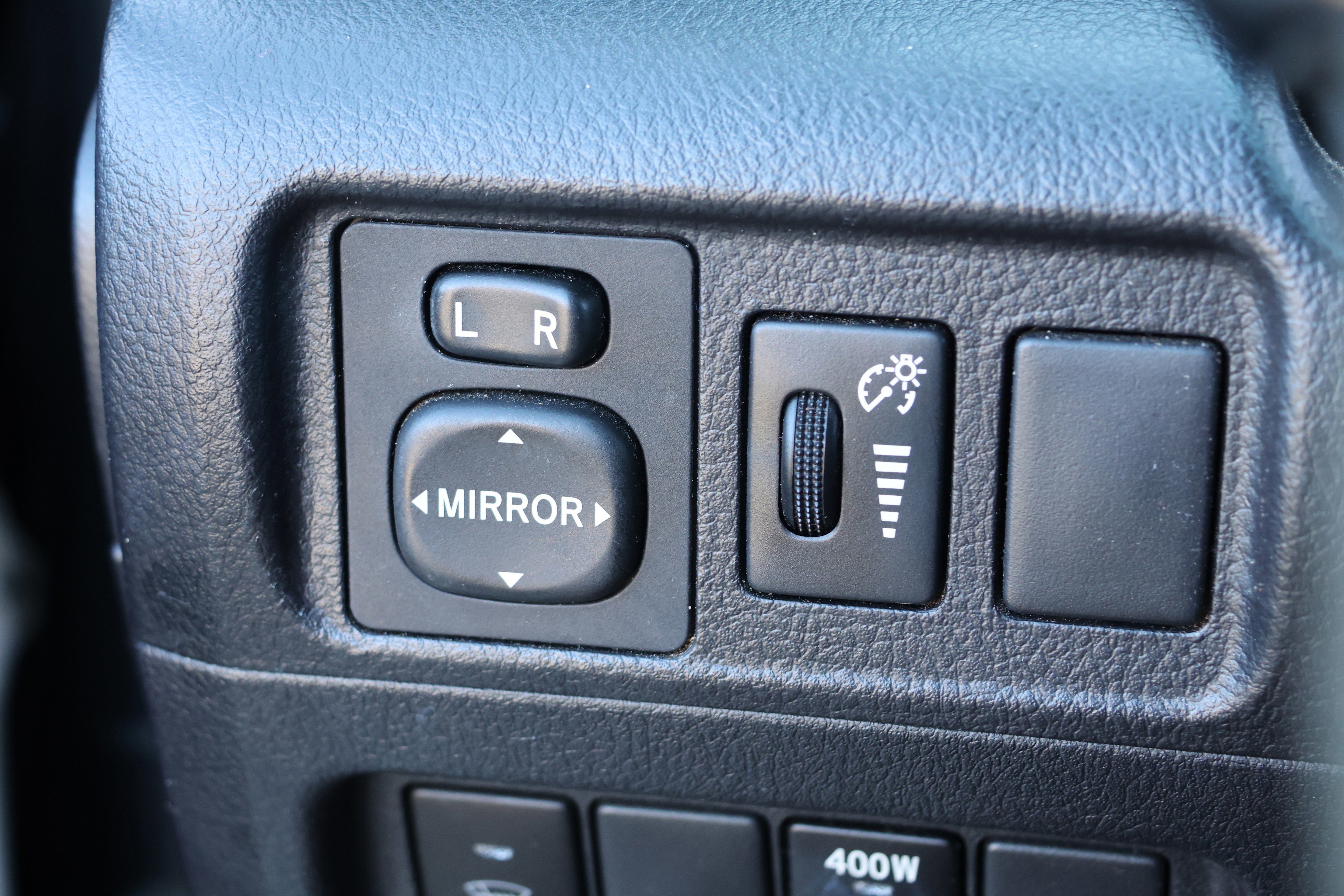 Used 2014 Toyota 4Runner SR5 image 14