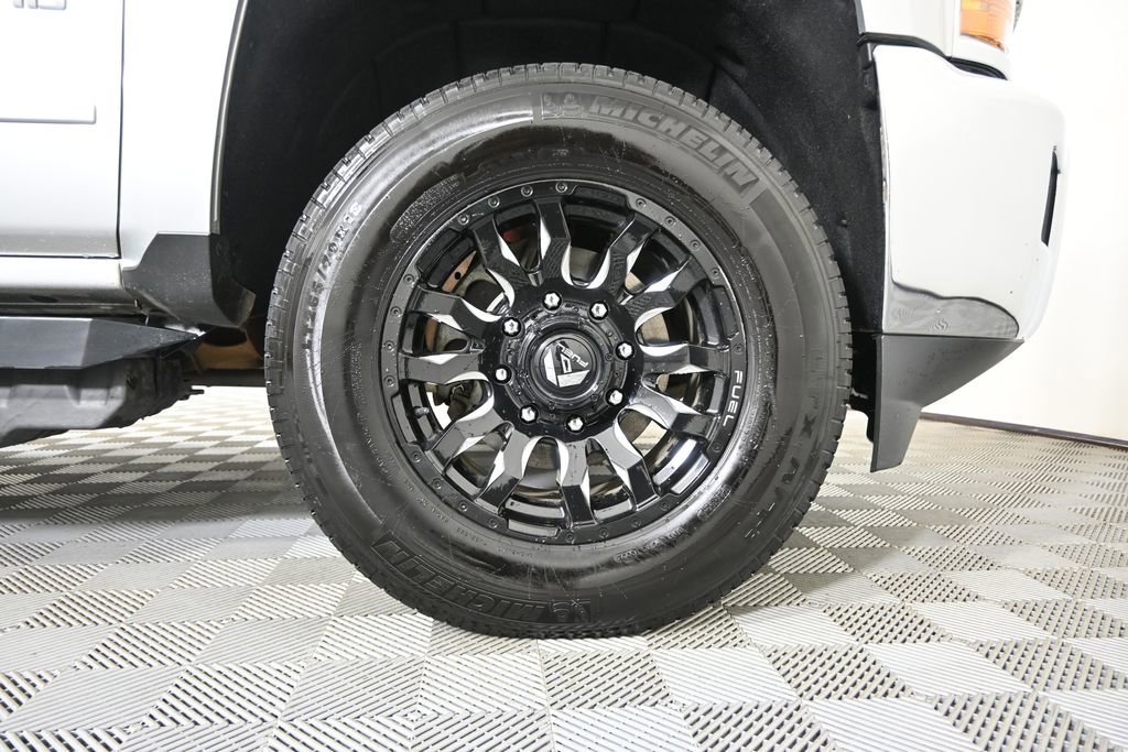 Used 2019 Chevrolet Silverado 2500 LT w/ LT Convenience Package AWD/4WD image 12