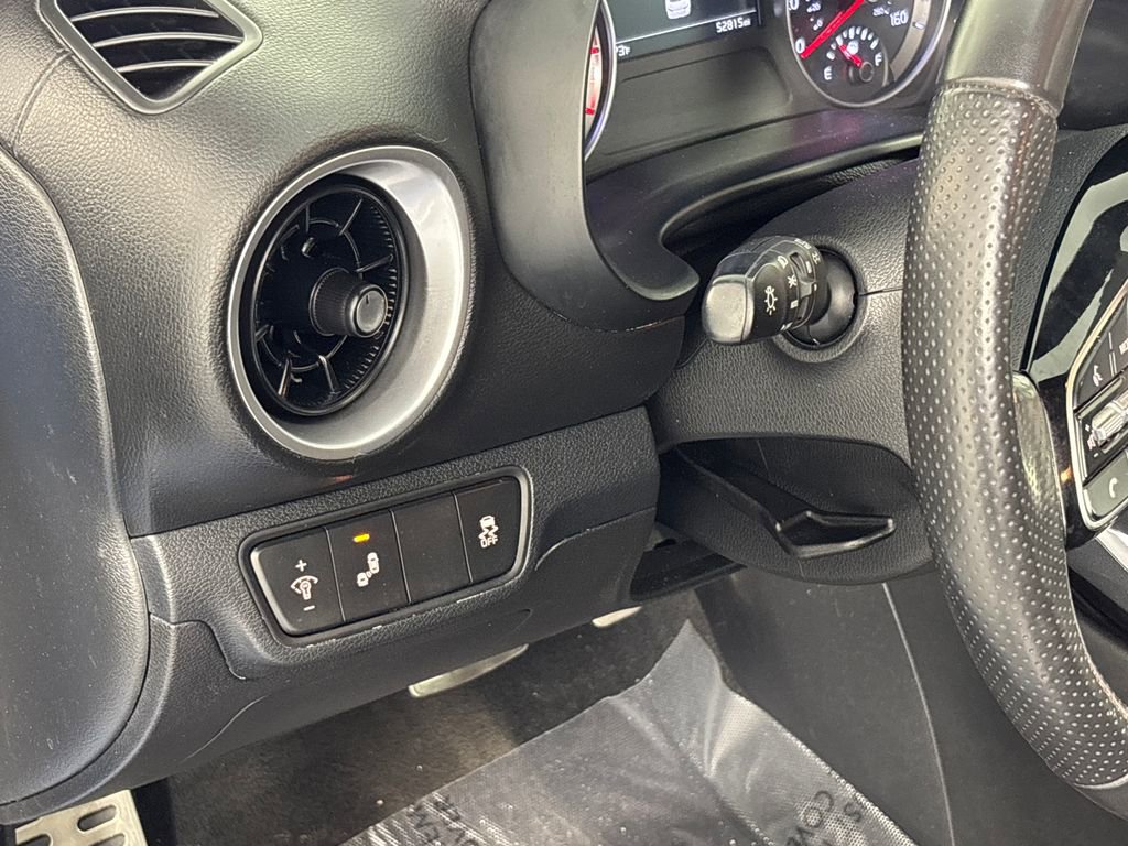 Used 2024 Kia Forte GT-Line image 12