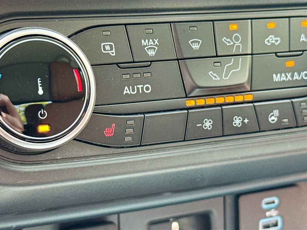 Used 2024 Ford Maverick Lariat image 21