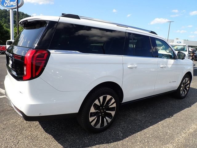 Used 2025 Ford Expedition Max Platinum w/ Driver's Package AWD/4WD image 8