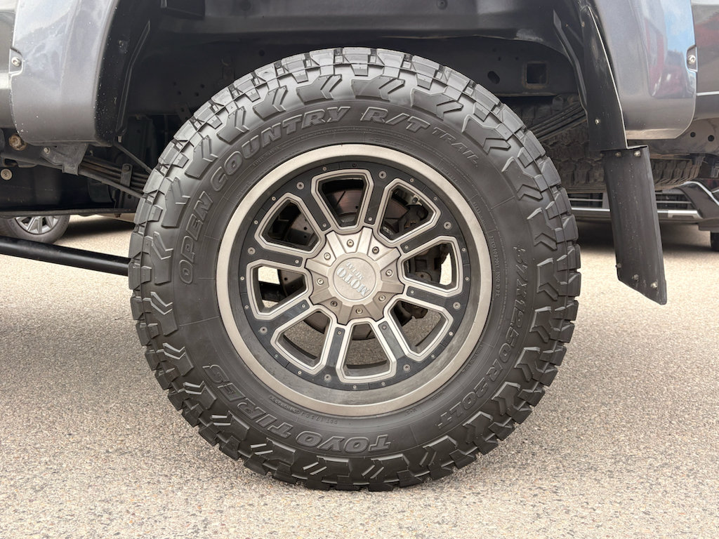 Used 2018 Ford F250 Platinum w/ Platinum Ultimate Package AWD/4WD image 10