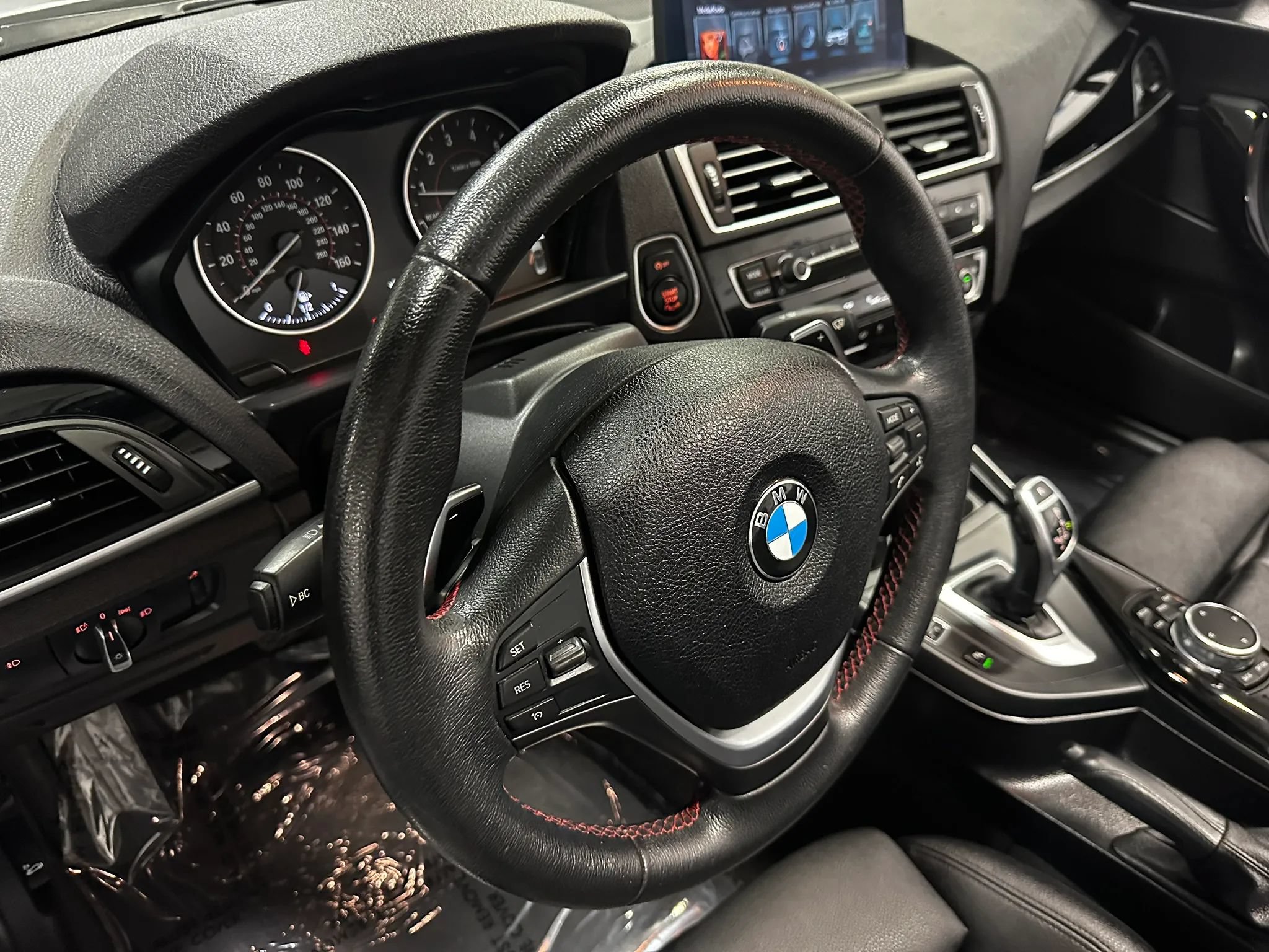 Used 2017 BMW 230i Convertible w/ Driving Assistance Package RWD image 11