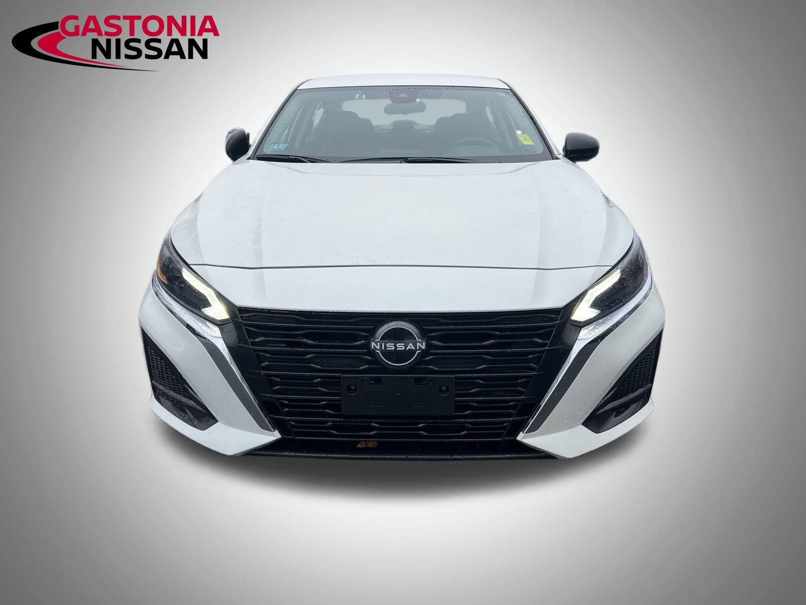 Used 2024 Nissan Altima 2.5 SV video 3