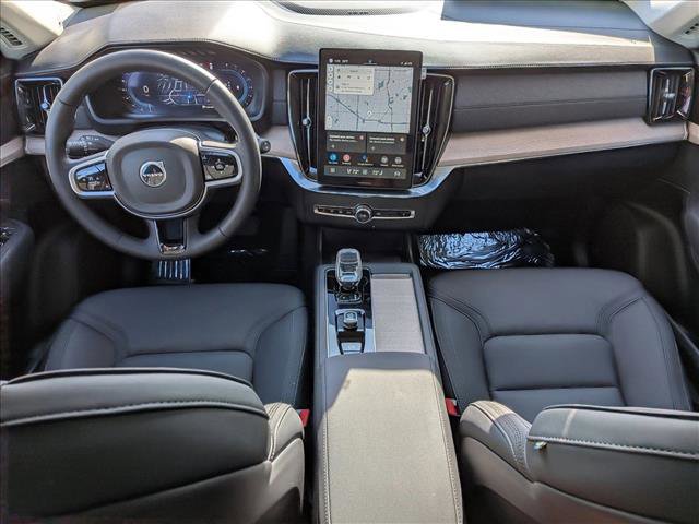 Certified 2025 Volvo XC90 B6 Plus w/ Protection Package Premier image 19