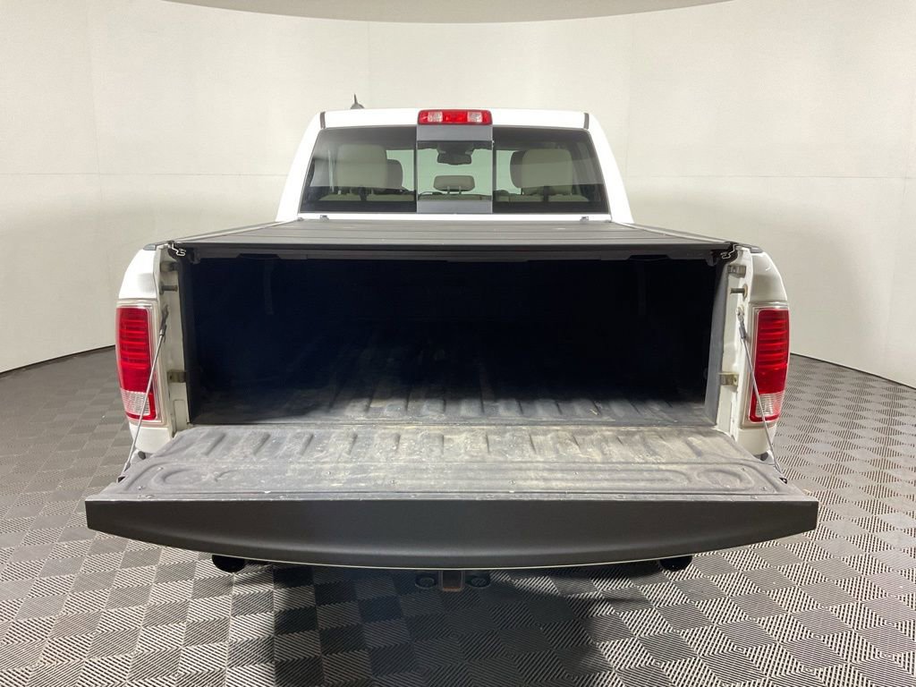 Used 2018 RAM 1500 Laramie w/ Convenience Group AWD/4WD image 15