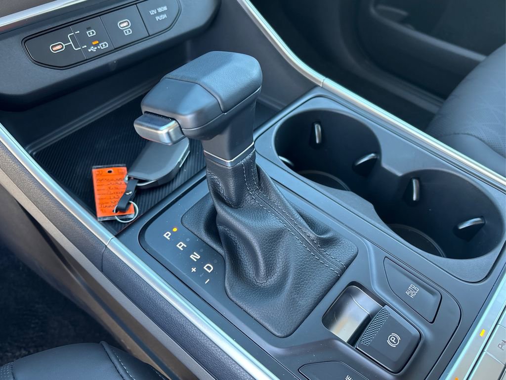 New 2026 Kia Carnival FWD image 21